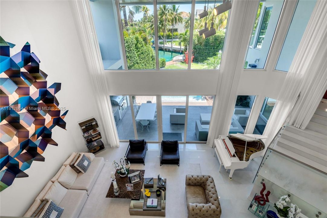 For Sale: $14,000,000 (6 beds, 6 baths, 6405 Square Feet)