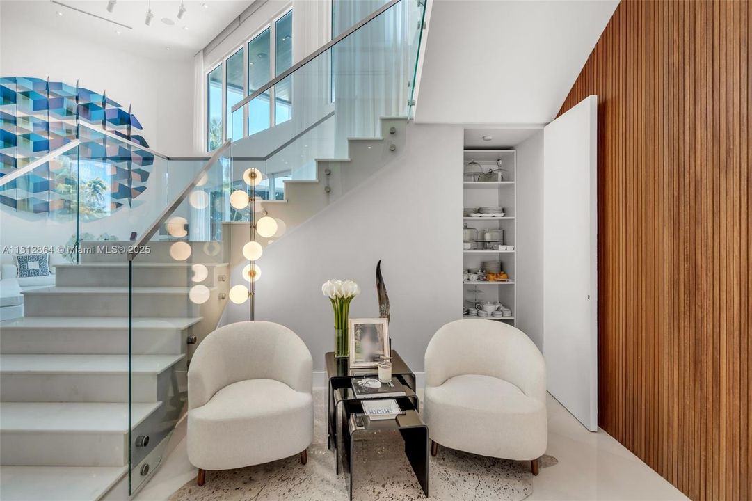 For Sale: $14,000,000 (6 beds, 6 baths, 6405 Square Feet)