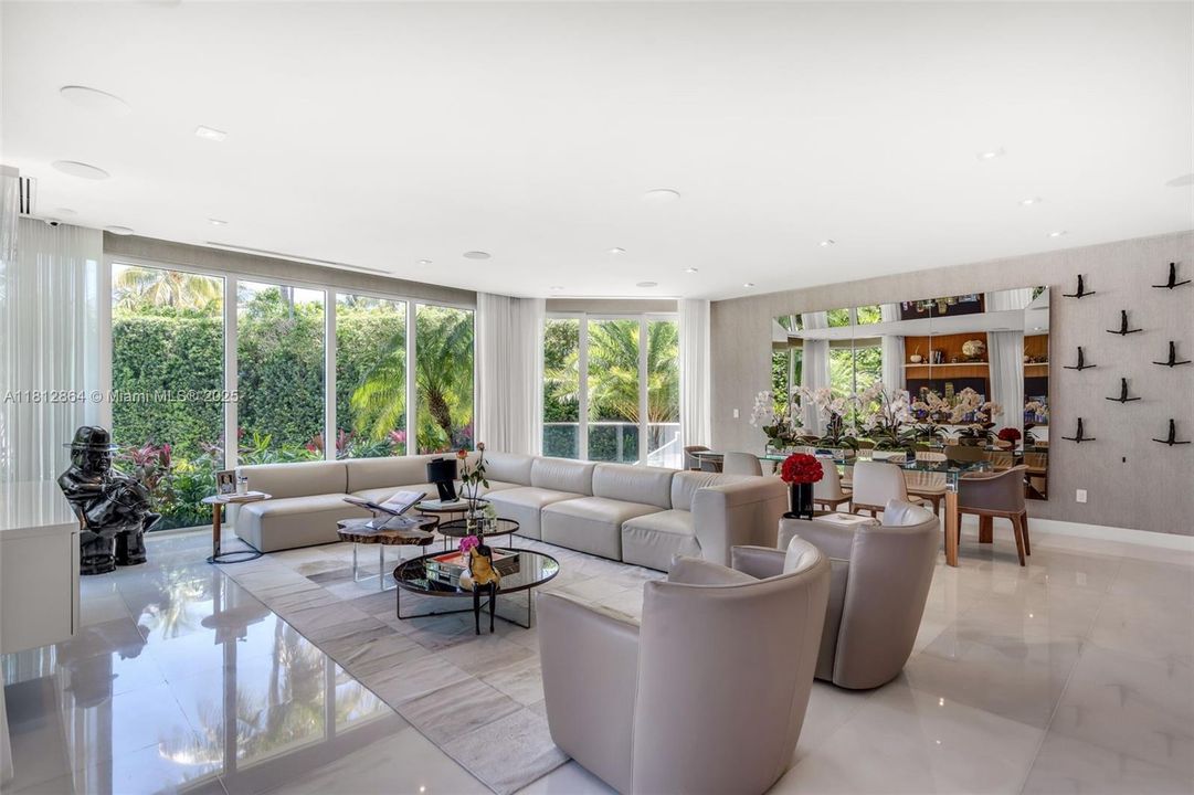 For Sale: $14,000,000 (6 beds, 6 baths, 6405 Square Feet)