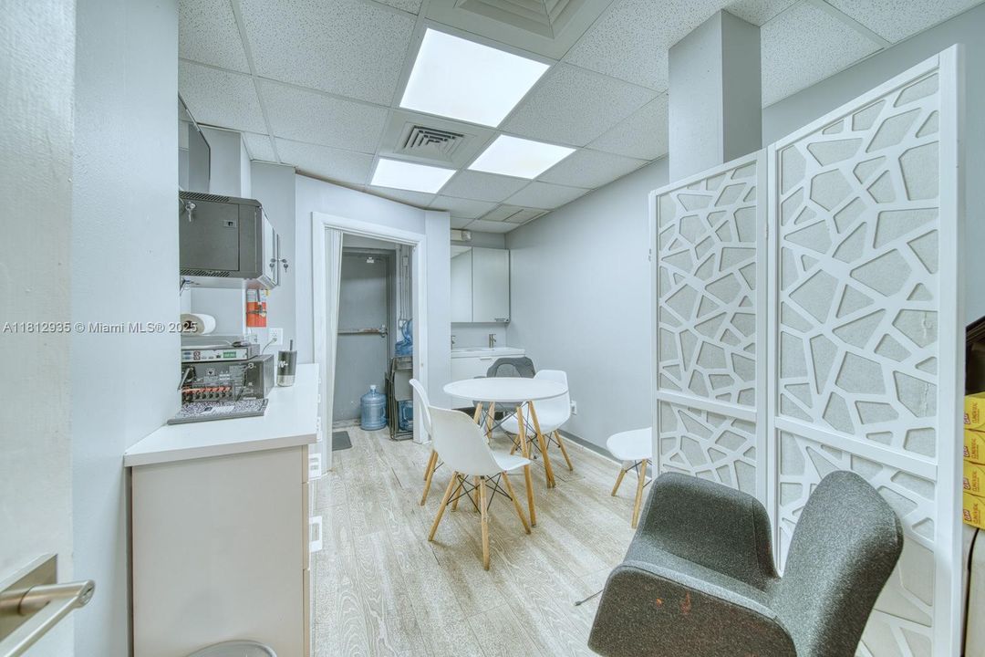 На продажу: $85,000 (0 спален, 0 ванн, 0 Квадратных фут)