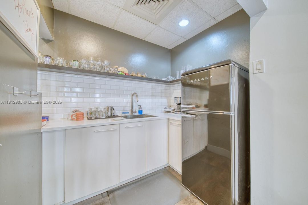 На продажу: $85,000 (0 спален, 0 ванн, 0 Квадратных фут)