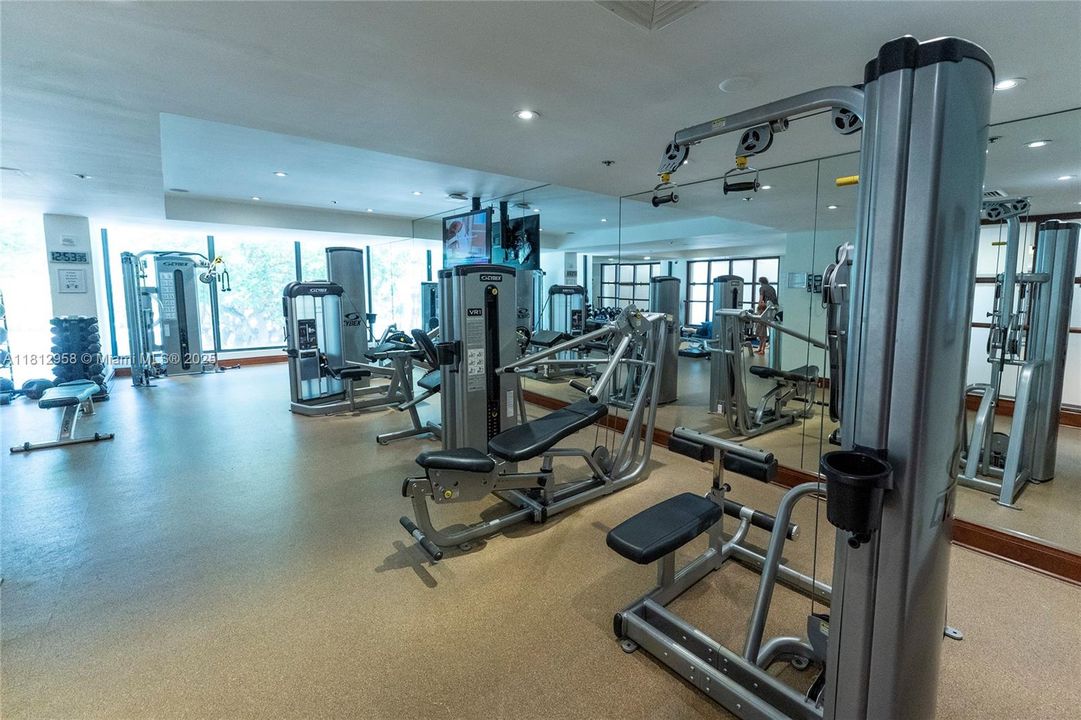 На продажу: $1,800,000 (3 спален, 2 ванн, 2325 Квадратных фут)