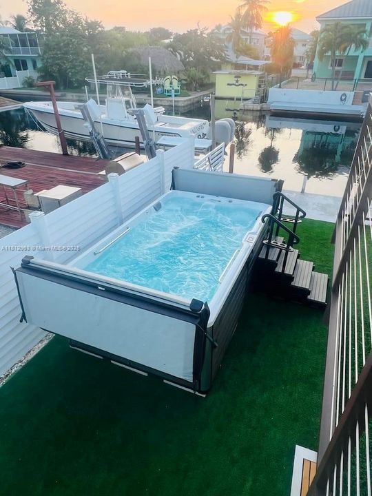 В аренду: $10,000 (4 спален, 2 ванн, 672 Квадратных фут)