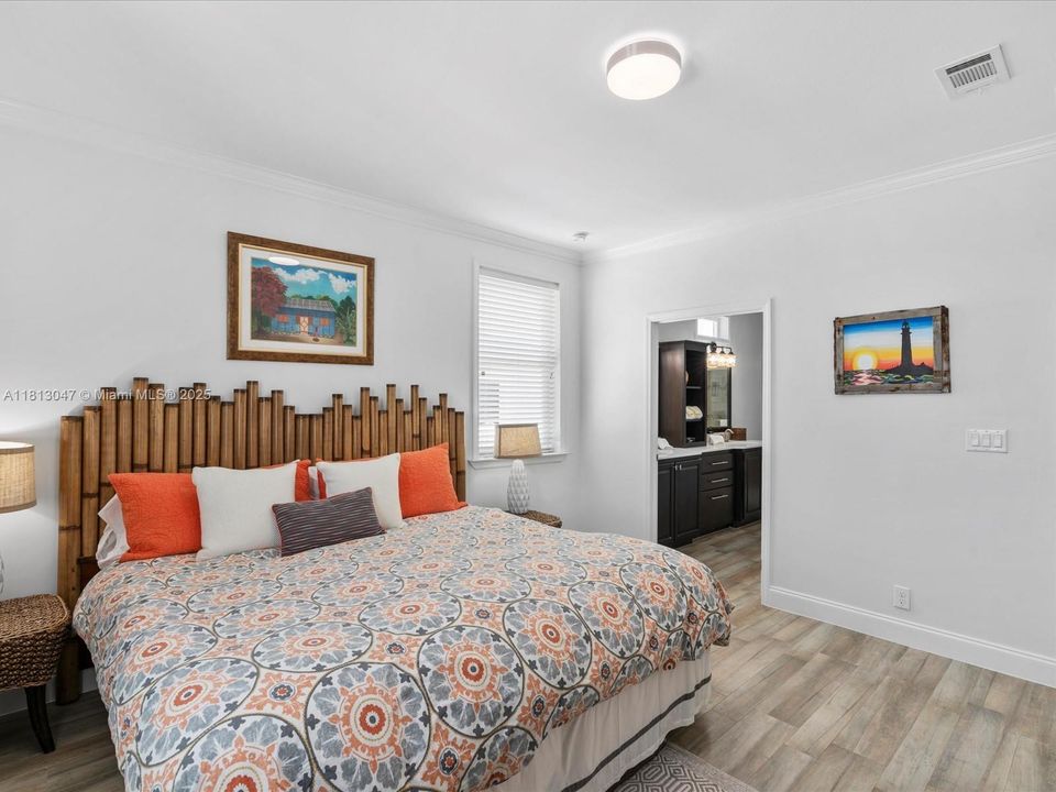 En Venta: $2,500,000 (5 camas, 4 baños, 3224 Pies cuadrados)