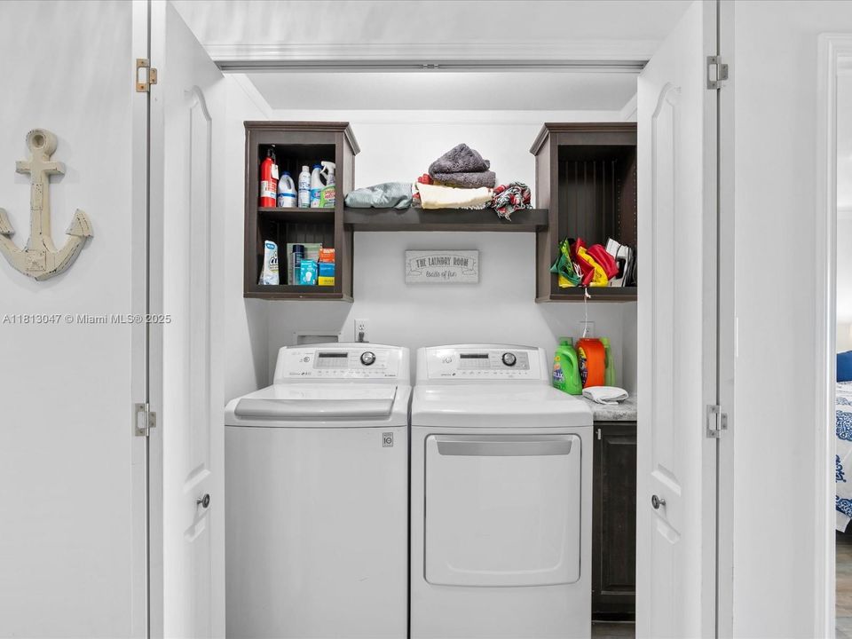 En Venta: $2,500,000 (5 camas, 4 baños, 3224 Pies cuadrados)