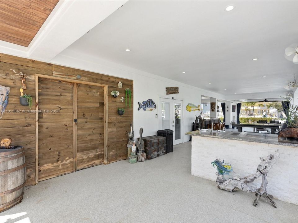 En Venta: $2,500,000 (5 camas, 4 baños, 3224 Pies cuadrados)