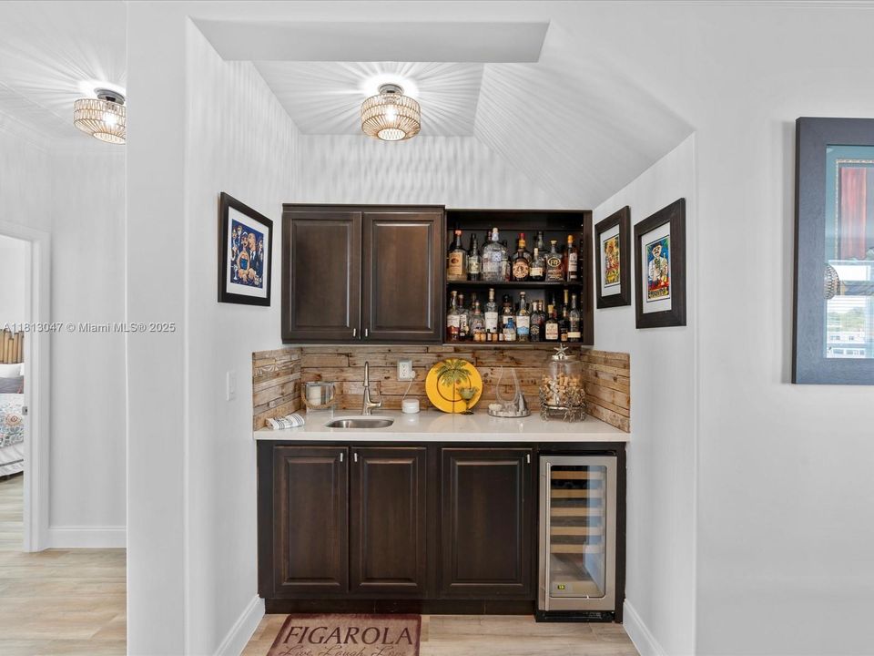 En Venta: $2,500,000 (5 camas, 4 baños, 3224 Pies cuadrados)