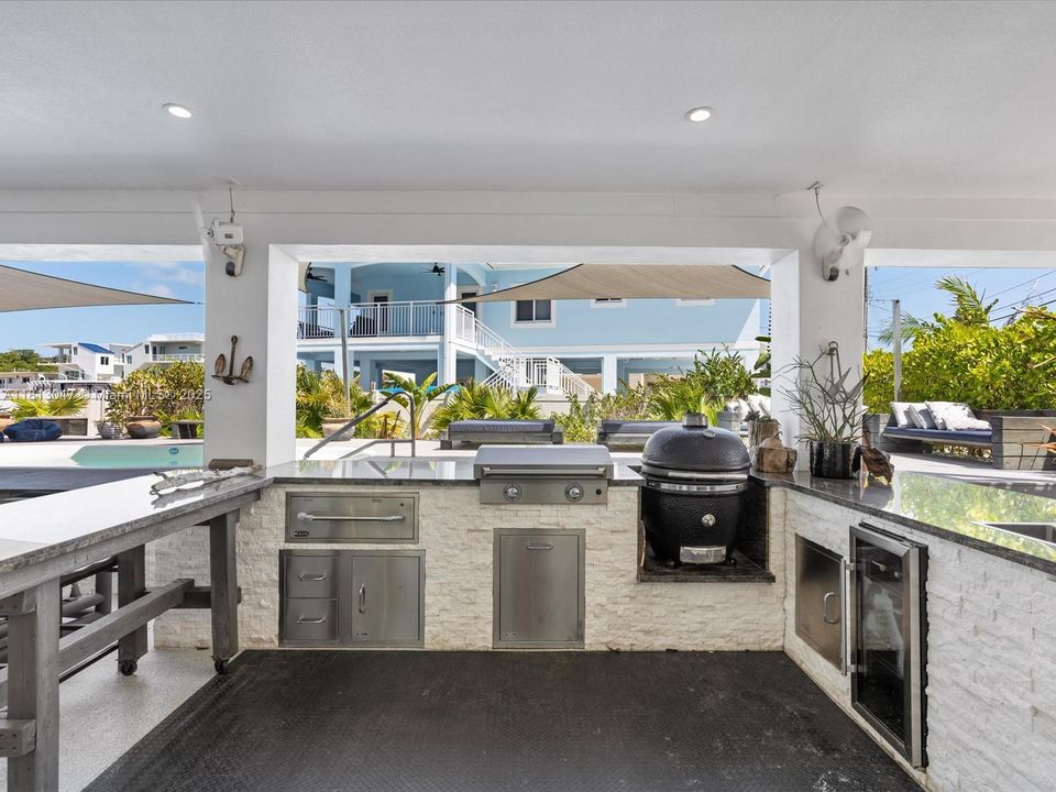 En Venta: $2,500,000 (5 camas, 4 baños, 3224 Pies cuadrados)