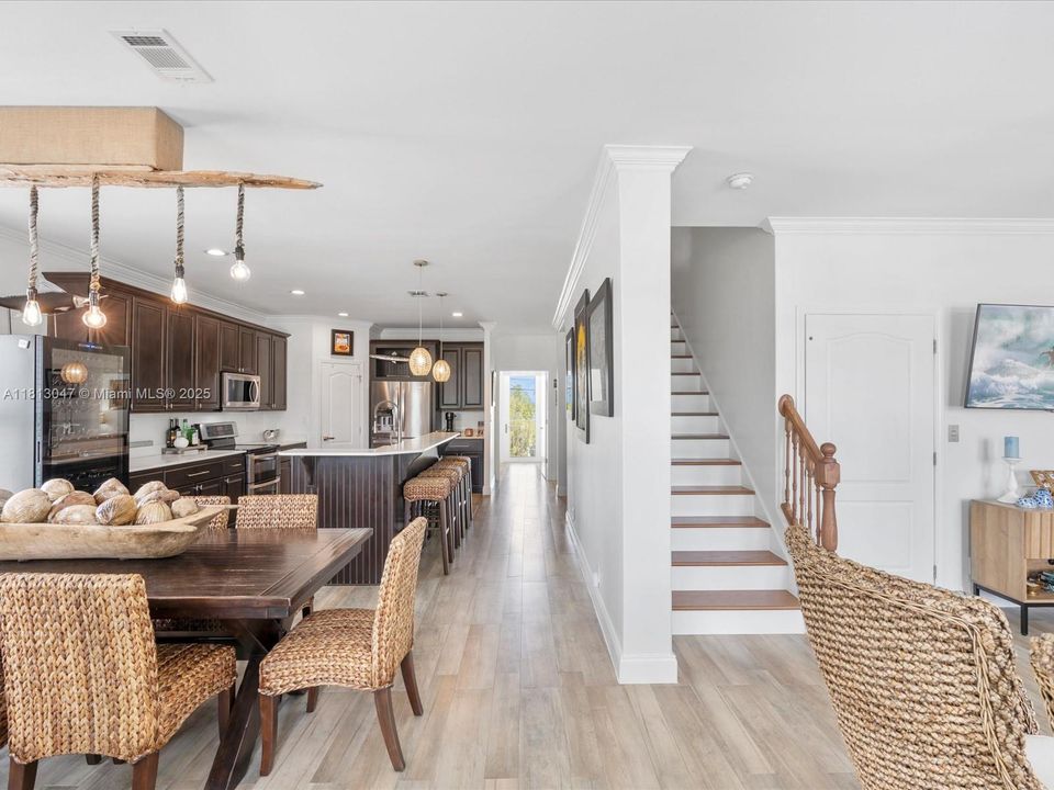 En Venta: $2,500,000 (5 camas, 4 baños, 3224 Pies cuadrados)