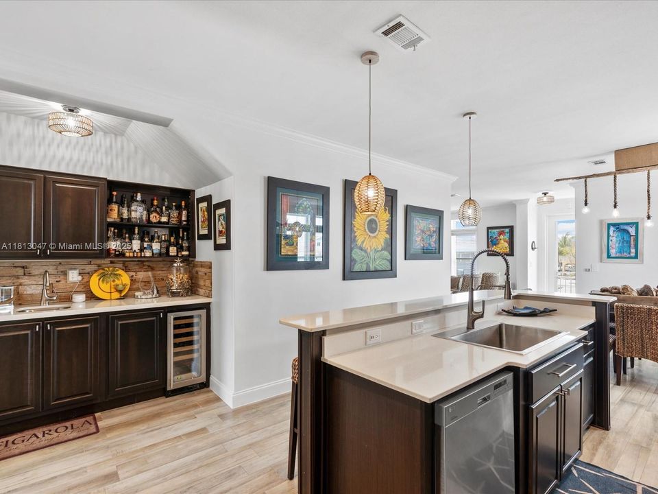 En Venta: $2,500,000 (5 camas, 4 baños, 3224 Pies cuadrados)