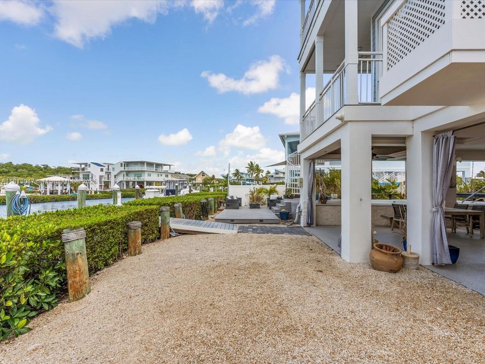 En Venta: $2,500,000 (5 camas, 4 baños, 3224 Pies cuadrados)