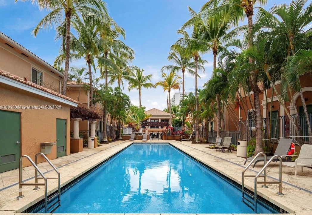 Recently Rented: $2,295 (1 beds, 1 baths, 859 Square Feet)