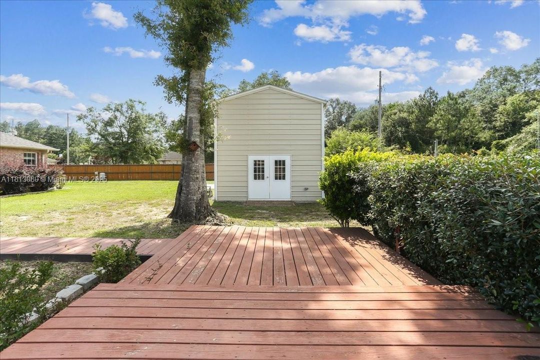 Vendido Recientemente: $375,000 (3 camas, 2 baños, 1902 Pies cuadrados)