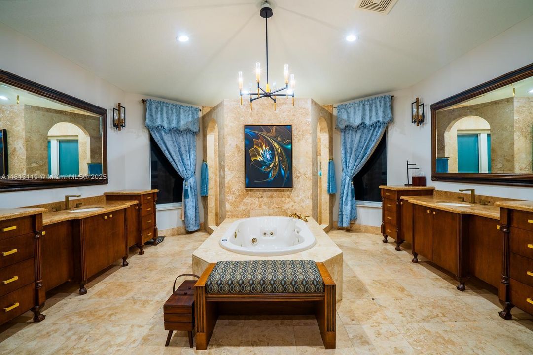 待售: $2,568,000 (5 贝兹, 5 浴室, 4256 平方英尺)