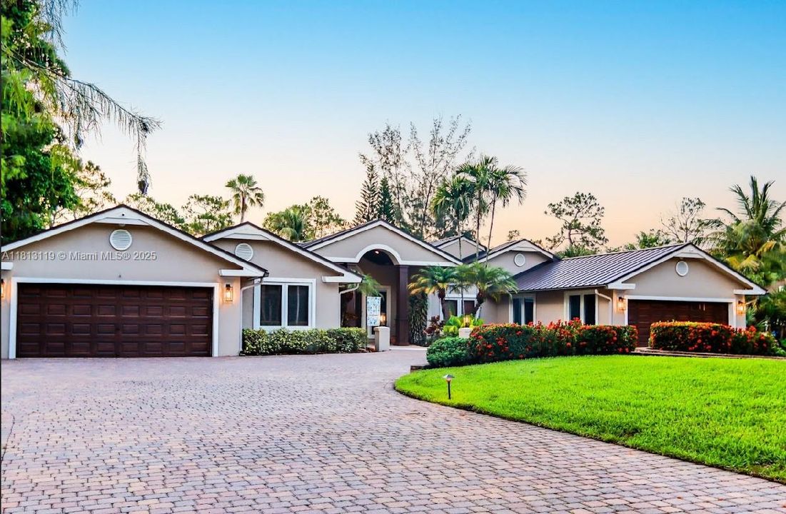 待售: $2,568,000 (5 贝兹, 5 浴室, 4256 平方英尺)