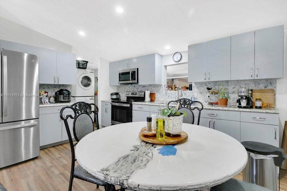 For Sale: $195,000 (3 beds, 2 baths, 0 Square Feet)