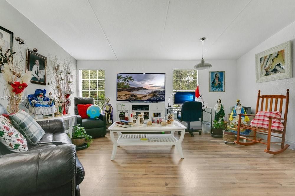 For Sale: $195,000 (3 beds, 2 baths, 0 Square Feet)