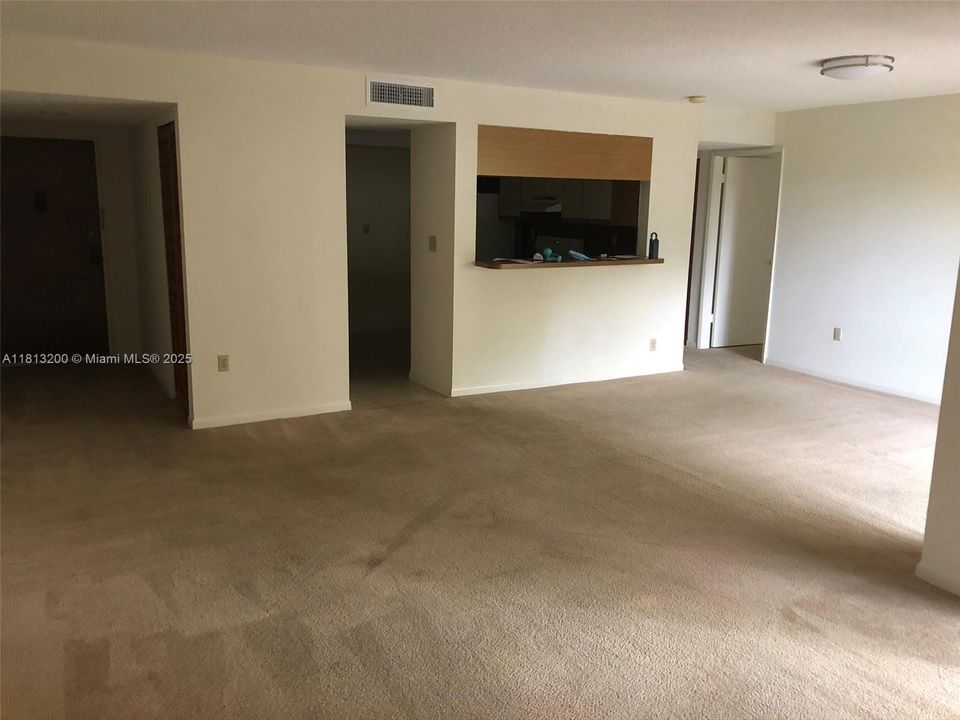 Recientemente alquilado: $2,200 (1 camas, 1 baños, 980 Pies cuadrados)