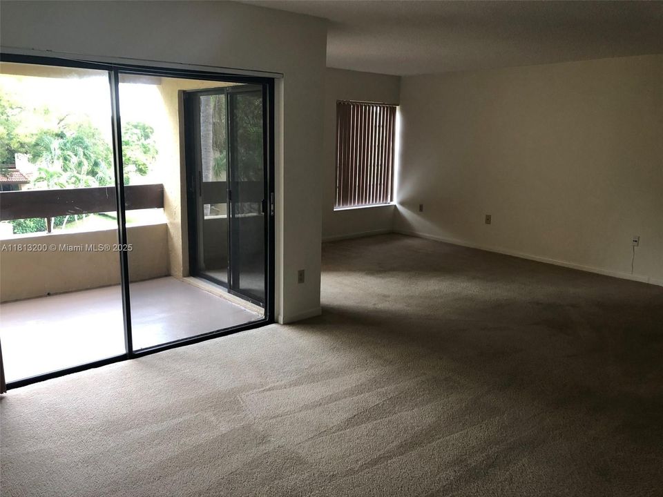 Recientemente alquilado: $2,200 (1 camas, 1 baños, 980 Pies cuadrados)