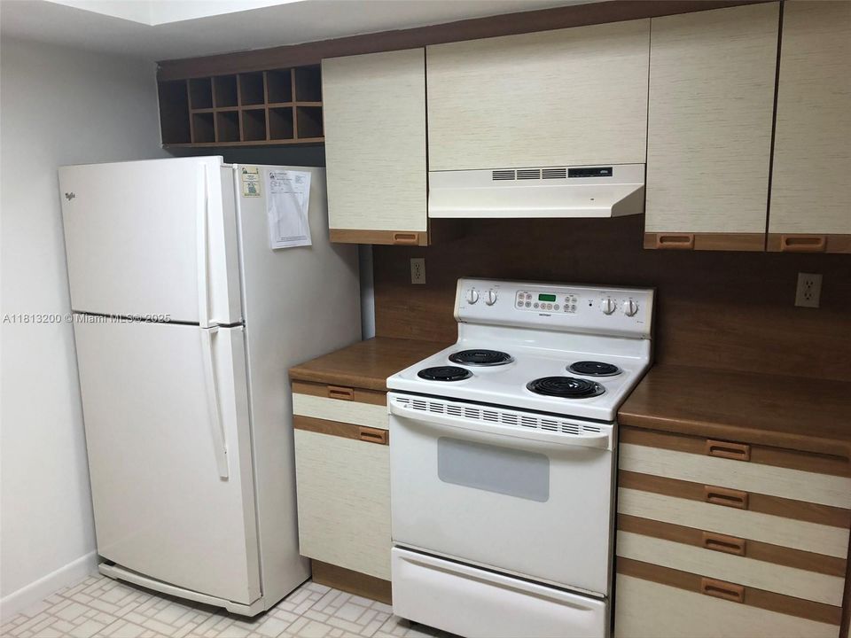 Recientemente alquilado: $2,200 (1 camas, 1 baños, 980 Pies cuadrados)