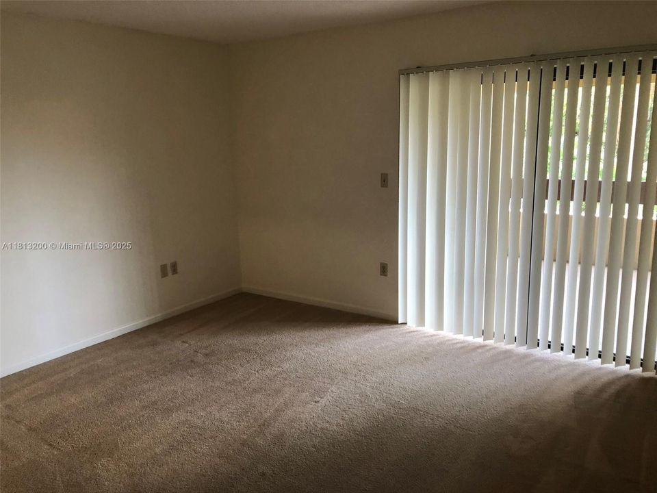 Recientemente alquilado: $2,200 (1 camas, 1 baños, 980 Pies cuadrados)