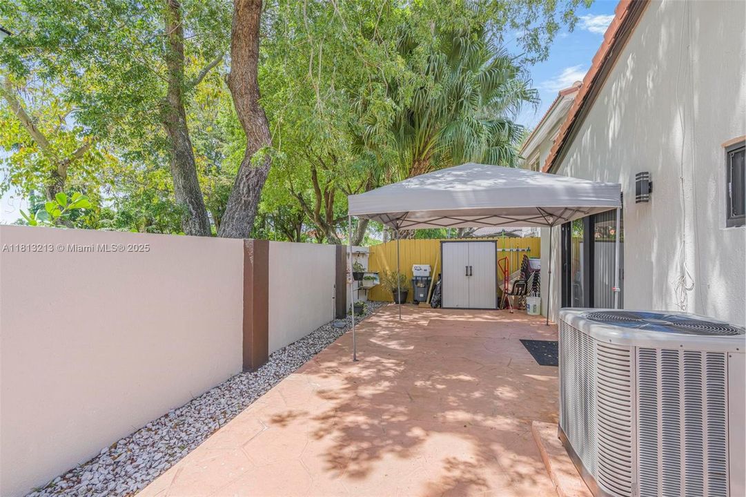 Vendido Recientemente: $550,000 (3 camas, 2 baños, 1489 Pies cuadrados)