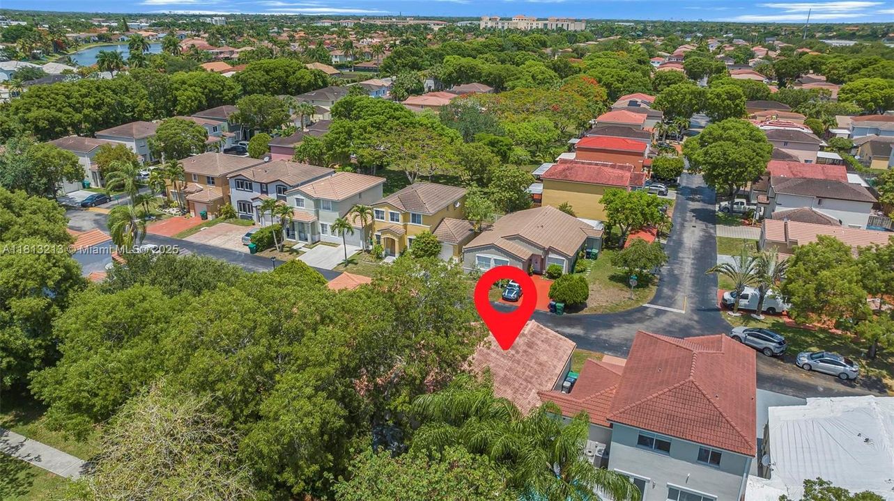 Vendido Recientemente: $550,000 (3 camas, 2 baños, 1489 Pies cuadrados)