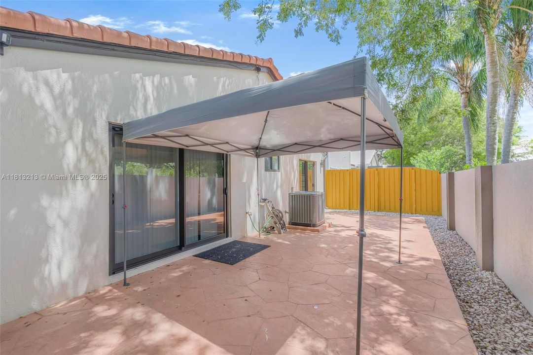 Vendido Recientemente: $550,000 (3 camas, 2 baños, 1489 Pies cuadrados)