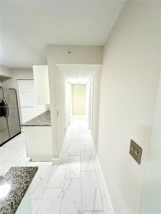 For Rent: $3,000 (3 beds, 2 baths, 1189 Square Feet)