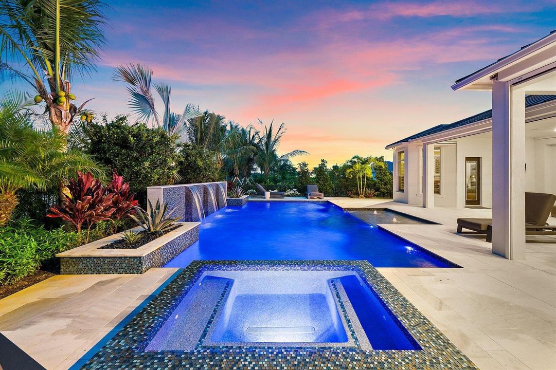 Pool & Spa