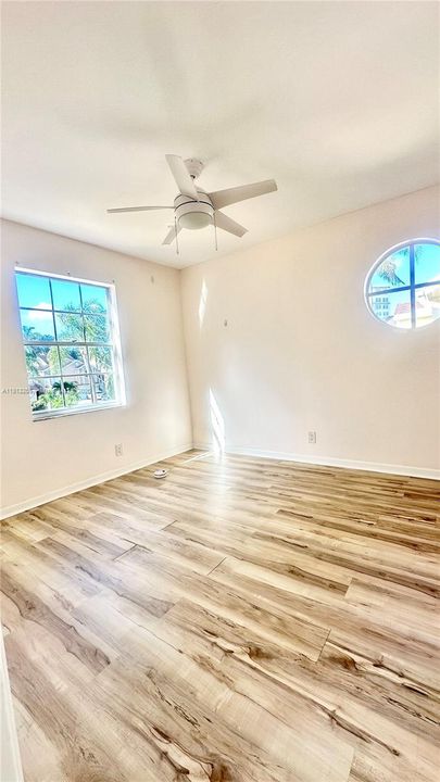 Vendido Recientemente: $440,000 (3 camas, 2 baños, 1449 Pies cuadrados)