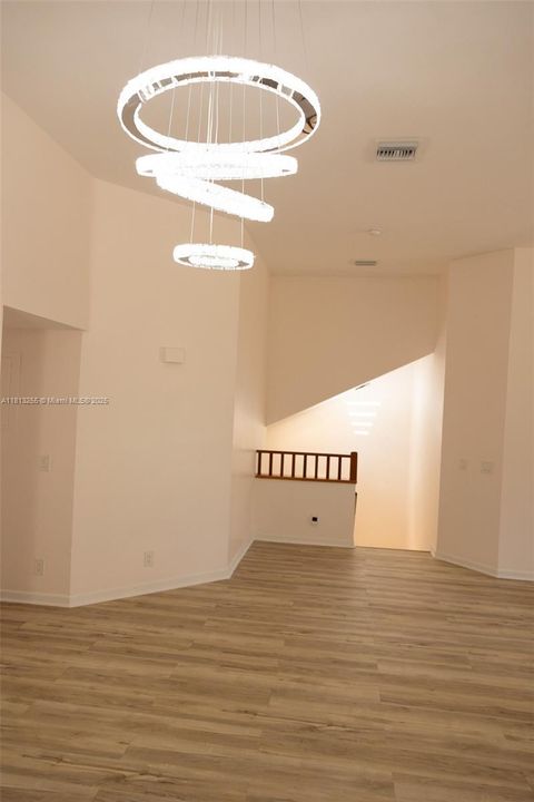 Vendido Recientemente: $440,000 (3 camas, 2 baños, 1449 Pies cuadrados)