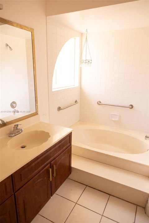 Vendido Recientemente: $440,000 (3 camas, 2 baños, 1449 Pies cuadrados)