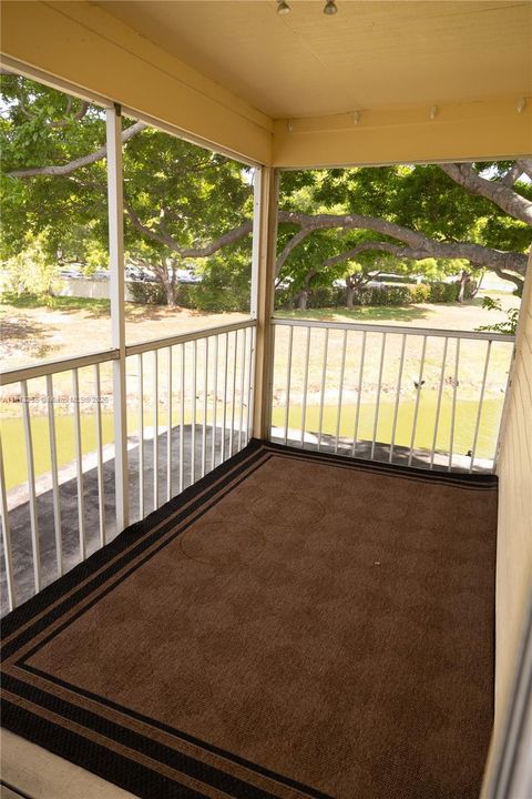 Vendido Recientemente: $440,000 (3 camas, 2 baños, 1449 Pies cuadrados)