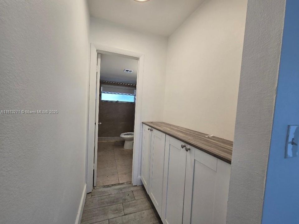 最近租的: $1,900 (1 贝兹, 1 浴室, 628 平方英尺)