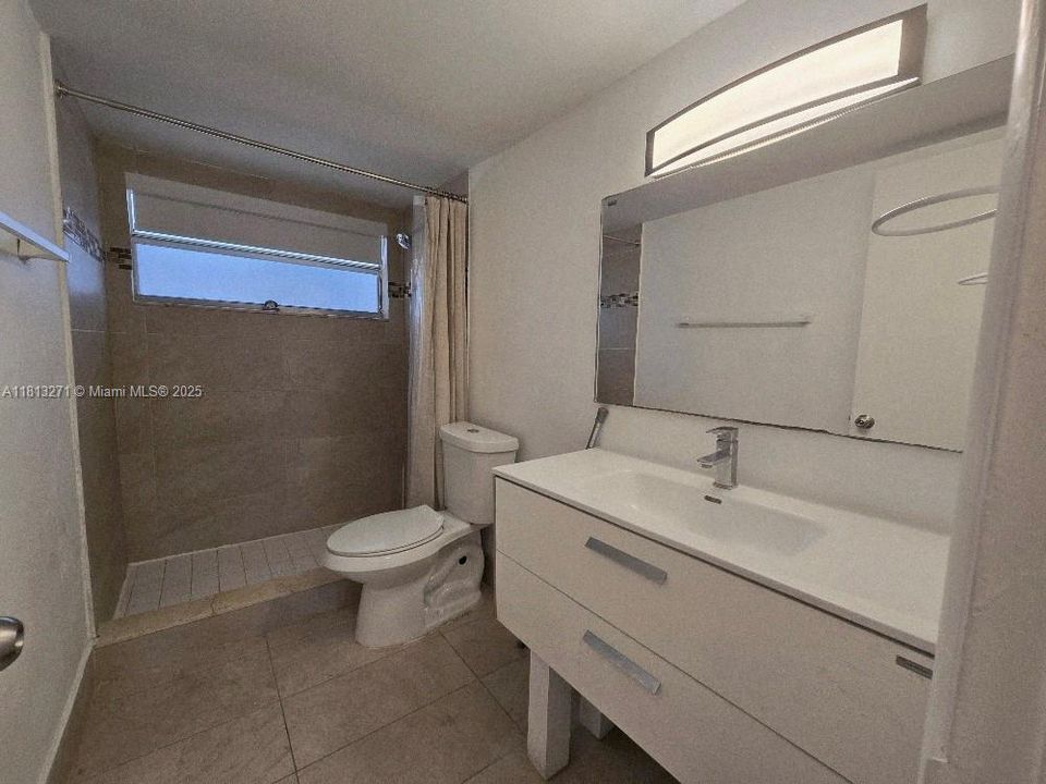 最近租的: $1,900 (1 贝兹, 1 浴室, 628 平方英尺)