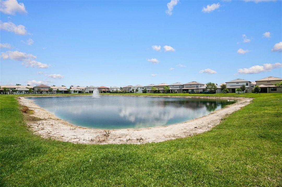 Недавно арендовано: $3,600 (3 спален, 2 ванн, 1895 Квадратных фут)