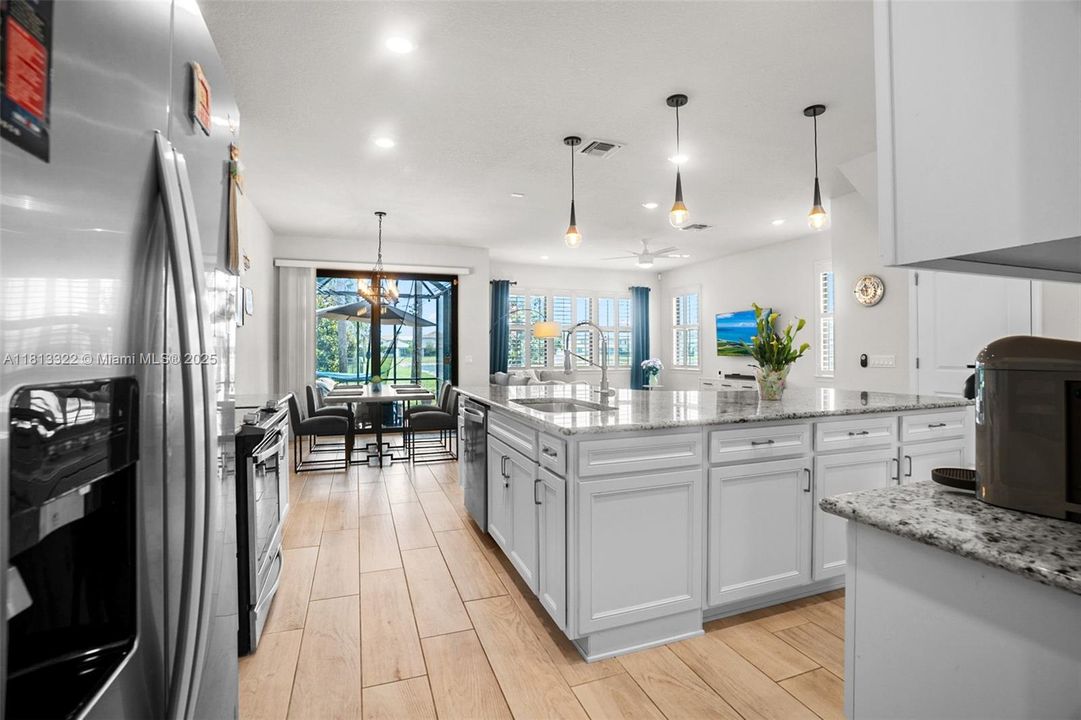 Недавно арендовано: $3,600 (3 спален, 2 ванн, 1895 Квадратных фут)