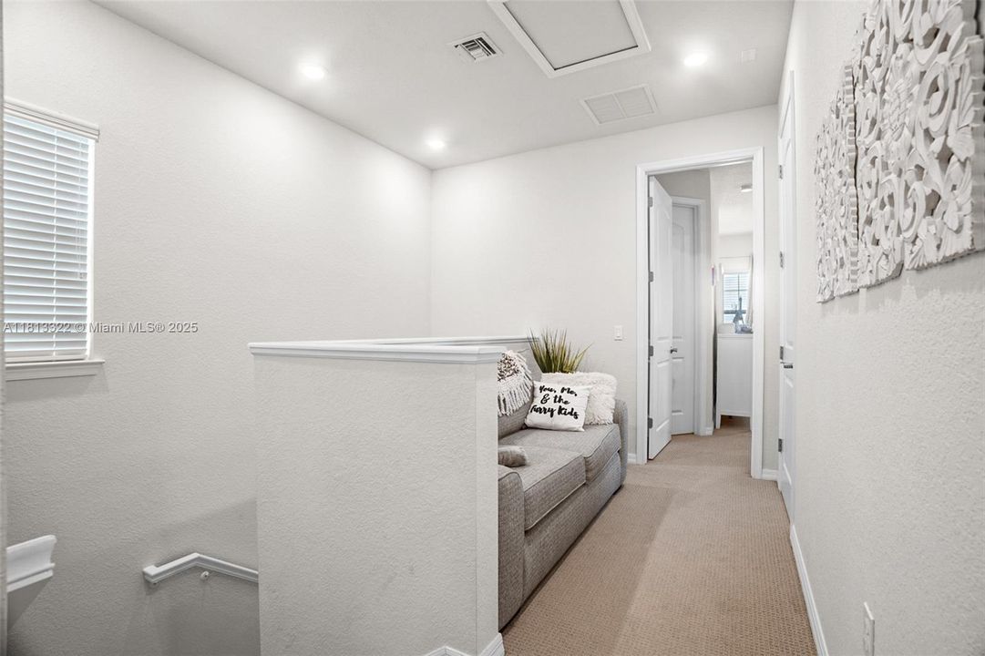 Недавно арендовано: $3,600 (3 спален, 2 ванн, 1895 Квадратных фут)