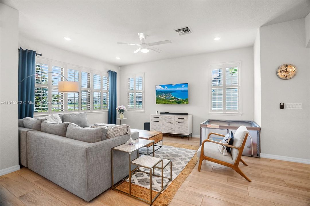 Недавно арендовано: $3,600 (3 спален, 2 ванн, 1895 Квадратных фут)