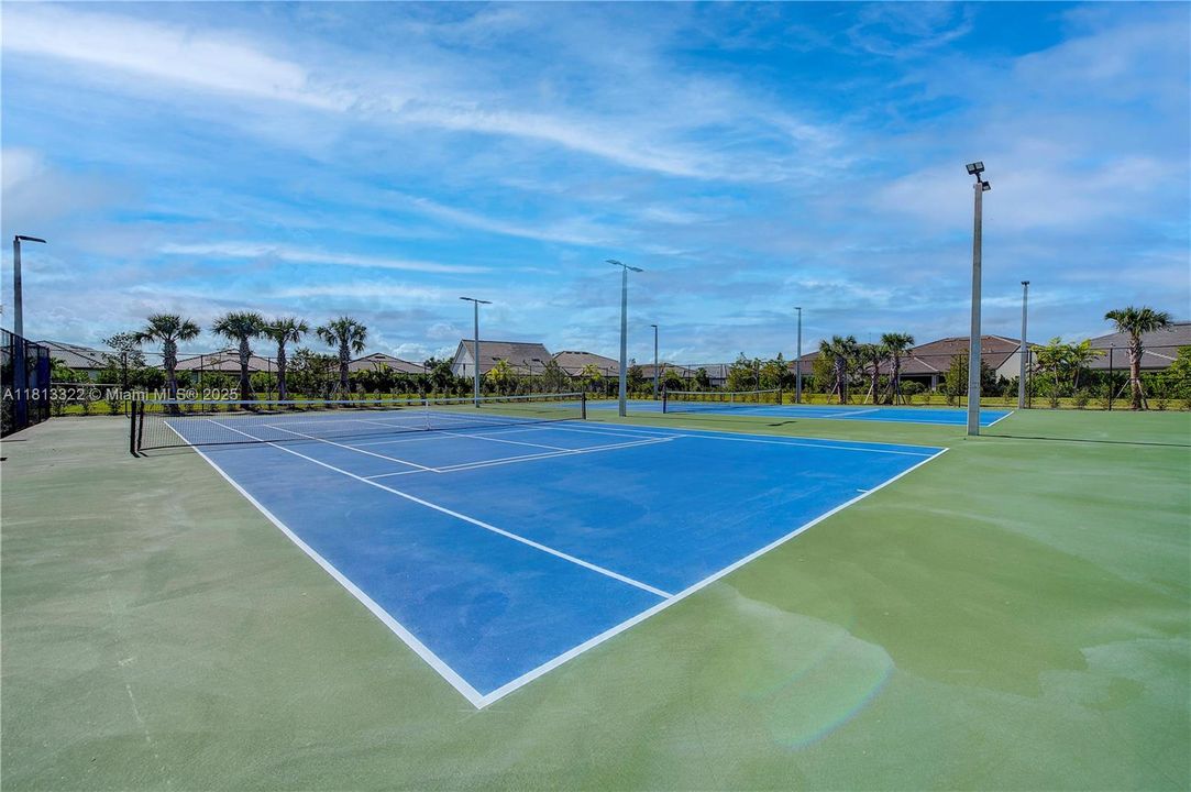 Недавно арендовано: $3,600 (3 спален, 2 ванн, 1895 Квадратных фут)