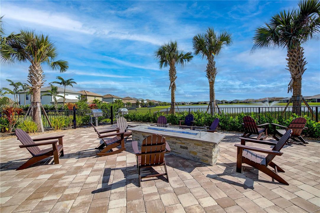 Недавно арендовано: $3,600 (3 спален, 2 ванн, 1895 Квадратных фут)