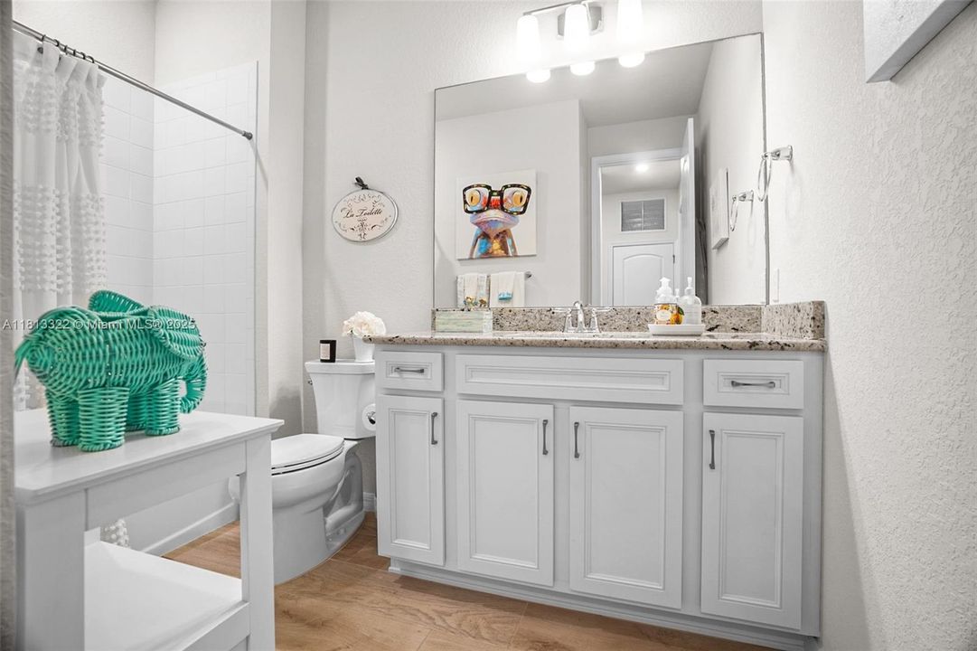 Недавно арендовано: $3,600 (3 спален, 2 ванн, 1895 Квадратных фут)