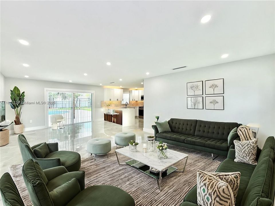 Vendido Recientemente: $995,000 (4 camas, 2 baños, 1480 Pies cuadrados)