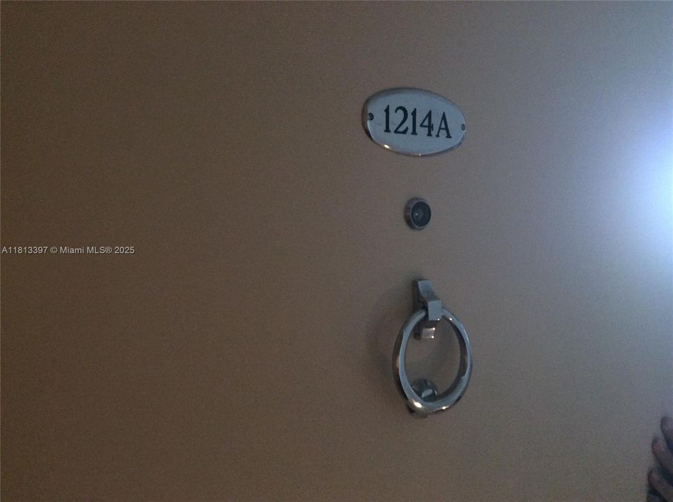 待售: $690,000 (2 贝兹, 2 浴室, 1190 平方英尺)