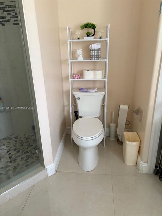 For Sale: $549,000 (3 beds, 2 baths, 1764 Square Feet)