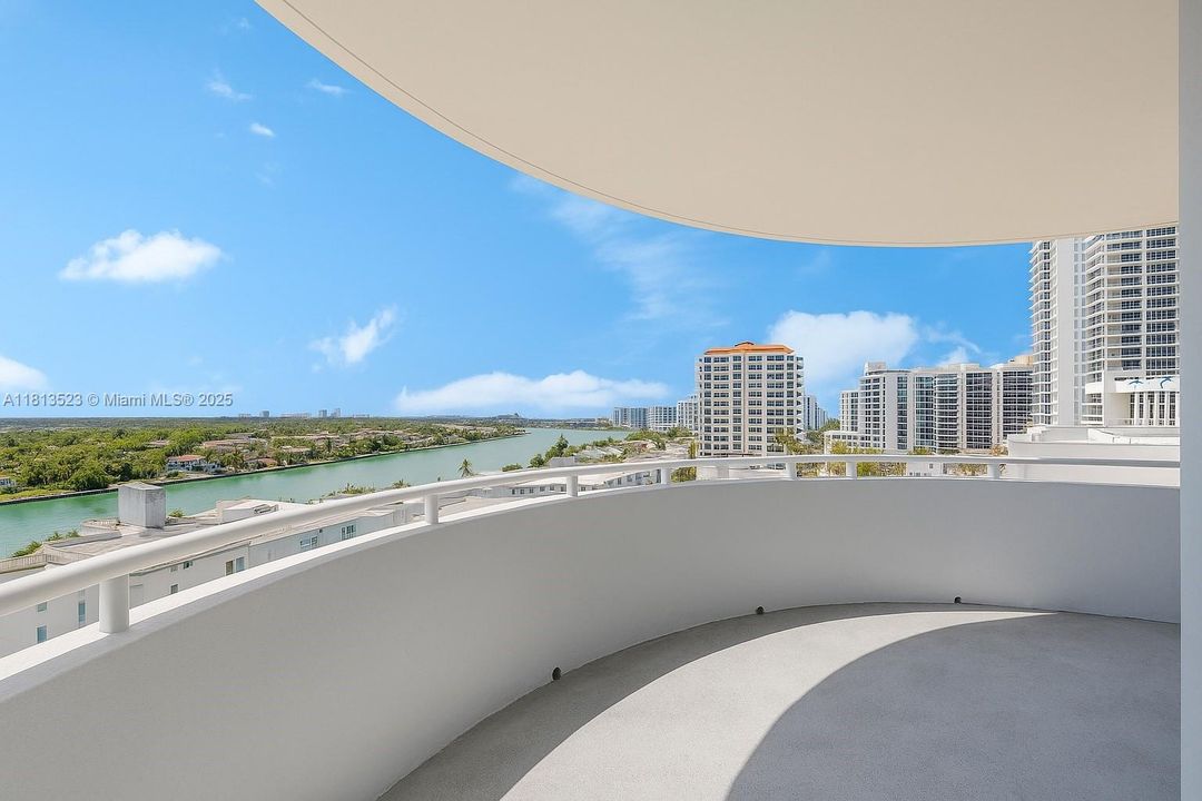 待售: $1,245,000 (2 贝兹, 2 浴室, 1440 平方英尺)