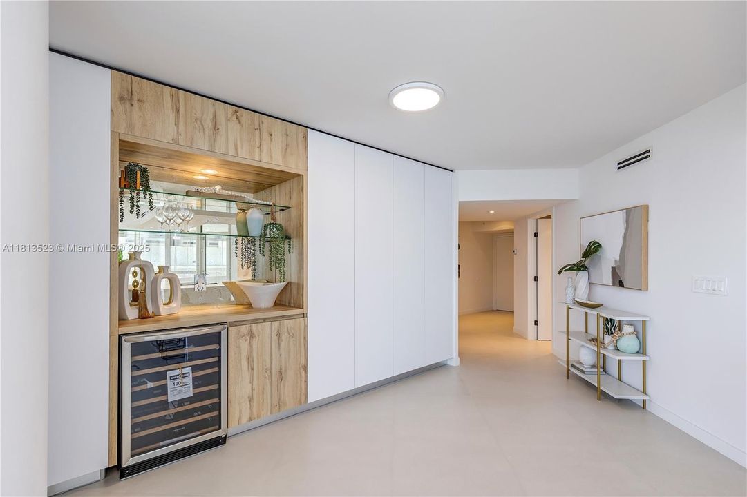 待售: $1,245,000 (2 贝兹, 2 浴室, 1440 平方英尺)