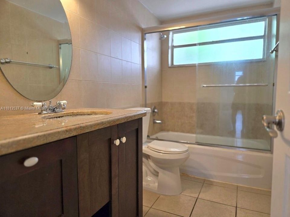 最近租的: $1,995 (1 贝兹, 1 浴室, 628 平方英尺)