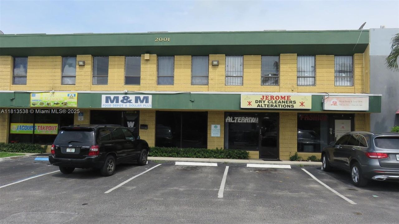 最近售出: $1,175,000 (0 贝兹, 0 浴室, 0 平方英尺)